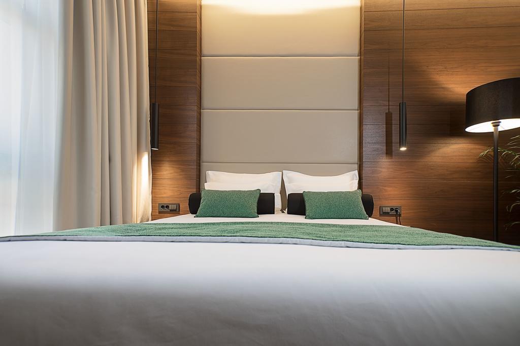 Dominic Smart & Luxury Suites - Parliament เบลเกรด ภายนอก รูปภาพ