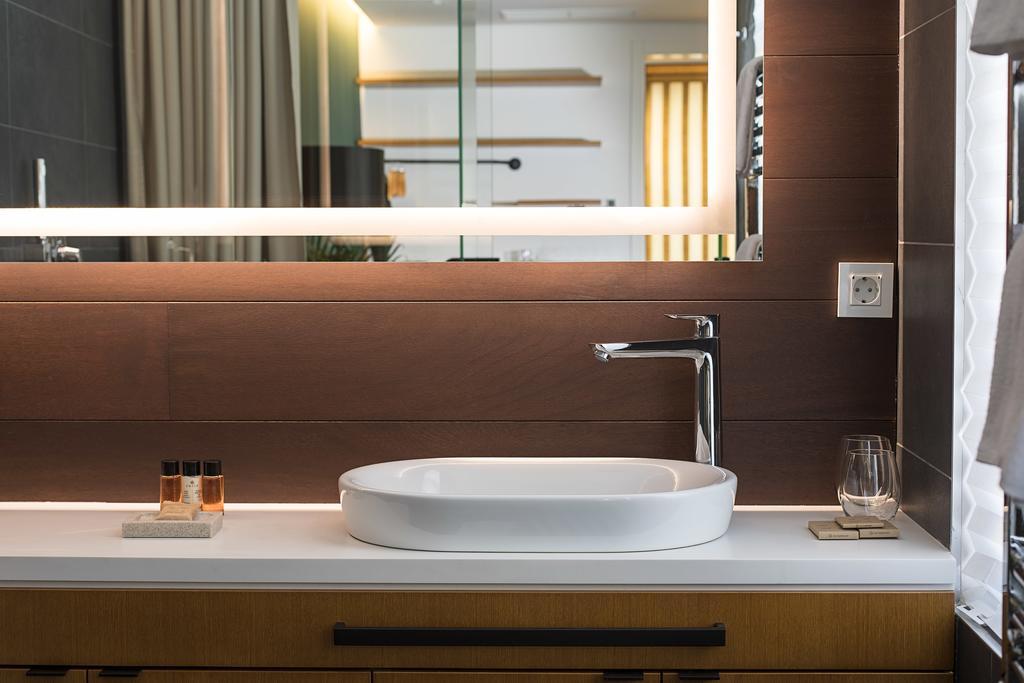 Dominic Smart & Luxury Suites - Parliament เบลเกรด ภายนอก รูปภาพ